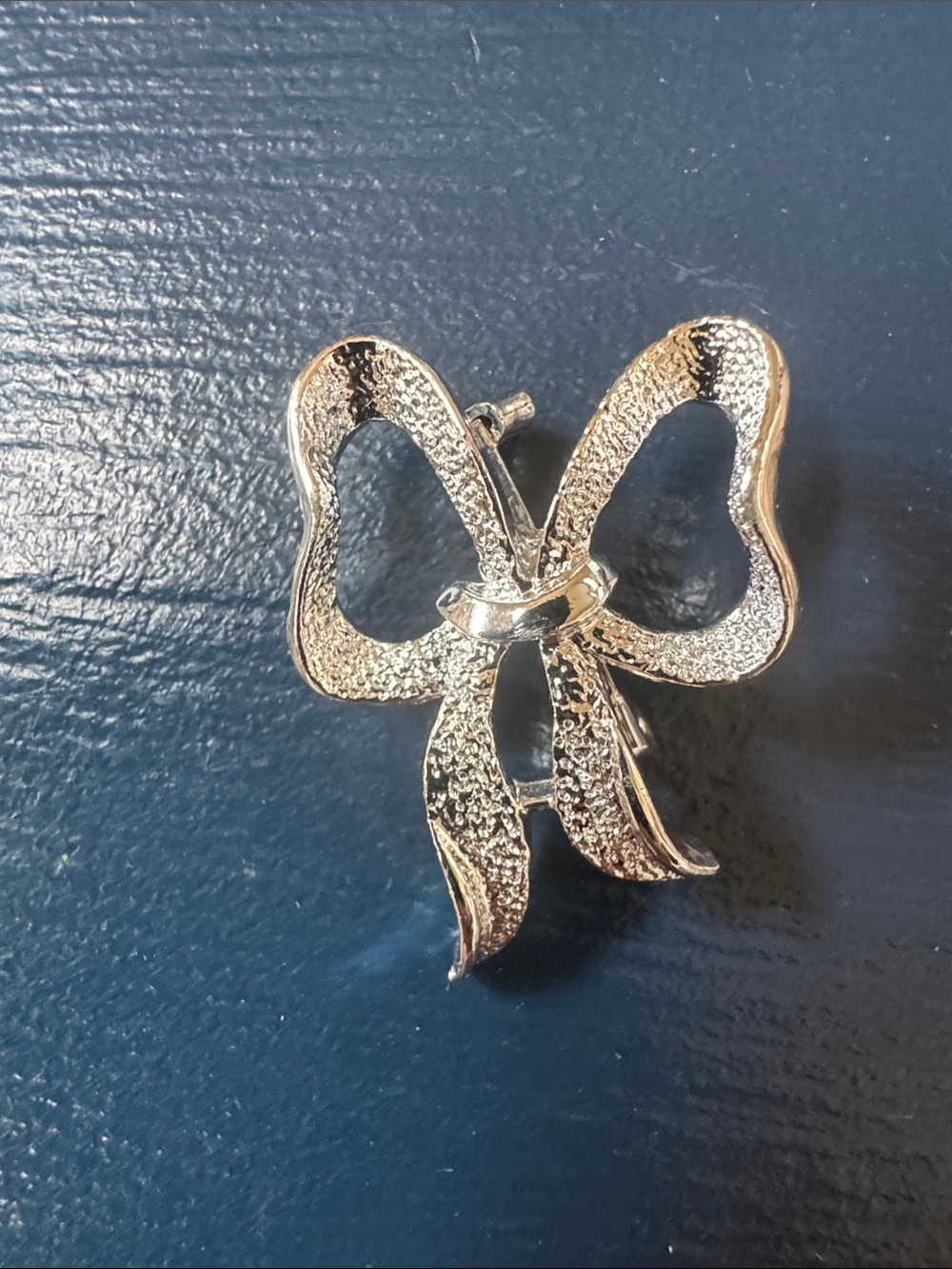 Silver-Tone Bow Brooch - Elegant Women’s Jewelry